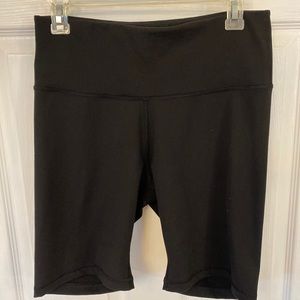 Old Navy Active Bicycle Shorts